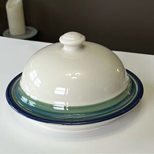 Pfaltzgraff “Ocean Breeze” round covered butter dish & lid
